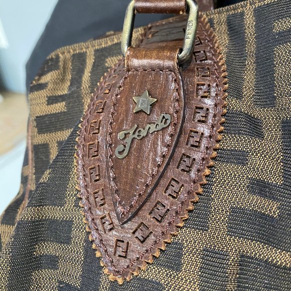 Large FENDI Zucca Canvas & Leather Chef du Jour - Picture 10 of 17